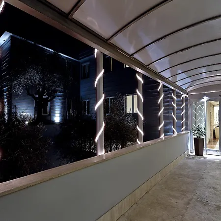 Time Relais & Sport Hotell Rom