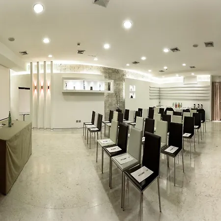全时瑞雷斯及运动酒店 罗马
